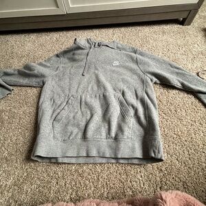 GRAY NIKE HOODIE SIZE MEDIUM ALMOST BRAND NEW